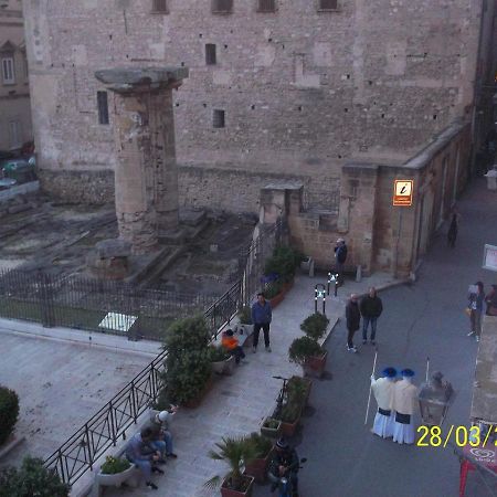 Camere Simili A Ostello Solo Per Uomini - Hostel-Like Rooms Only For Man Taranto Luaran gambar